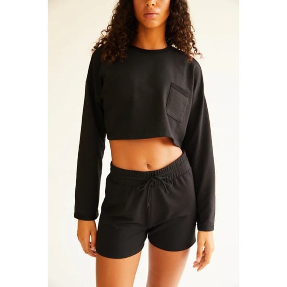 Free People NWT Sunny Set 2 Piece Sweatshirt Shorts Athleisure Set Black XS New - Picture 1 of 12